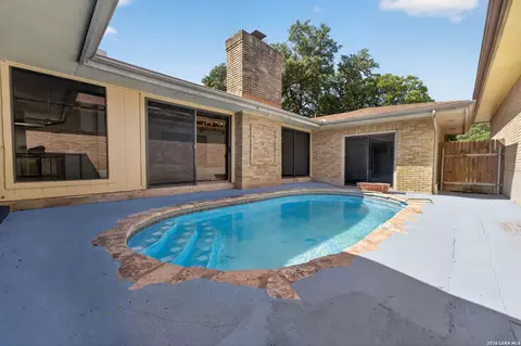 Exterior - 5806 Winterhaven Dr, Windcrest, TX 78239 photo 3 of 13