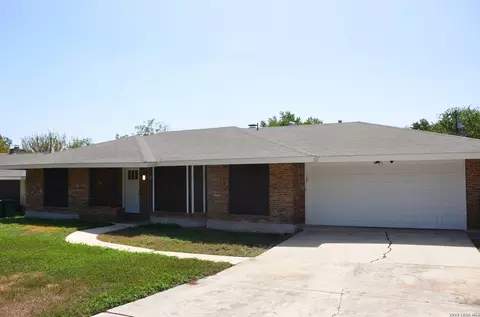3706 William Penn Dr, San Antonio, TX 78230
