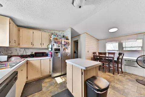 235 Brianna Ct, Von Ormy, TX 78073 photo 10