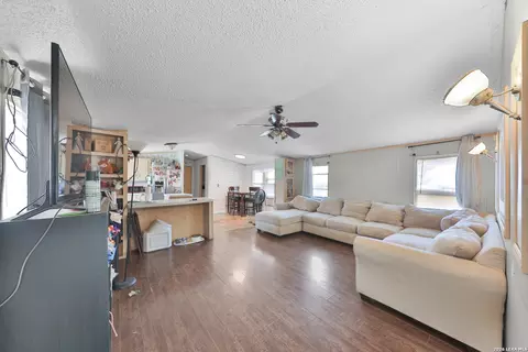 235 Brianna Ct, Von Ormy, TX 78073 photo 6