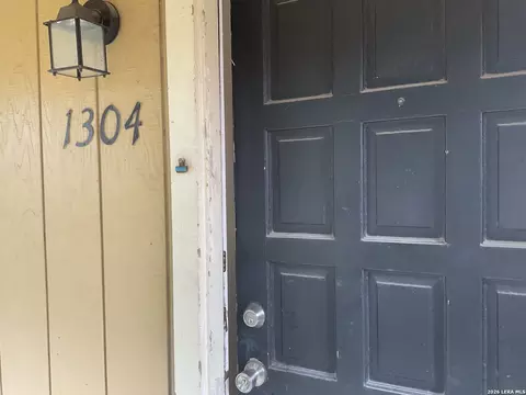 923 NW Vance Jackson #1304, San Antonio, TX 78201