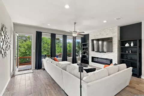 28530 Shailene, San Antonio, TX 78260