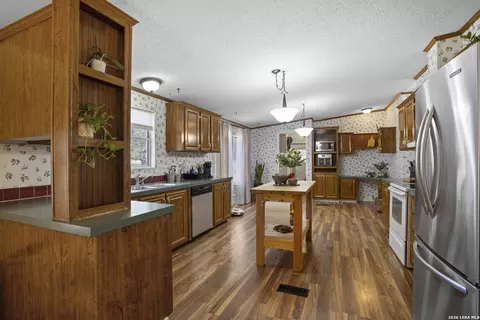 Kitchen - 170 Savannah Grv, Von Ormy, TX 78073 photo 1 of 6