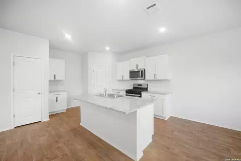 Kitchen - 15603 Garam Trl, Von Ormy, TX 78073 photo 2 of 2
