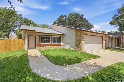 9459 Points Edge, San Antonio, TX 78250