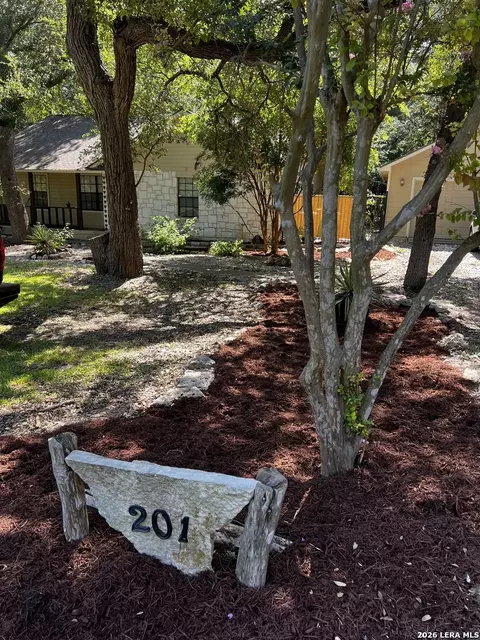 201 Doeskin Dr, Boerne, TX 78006