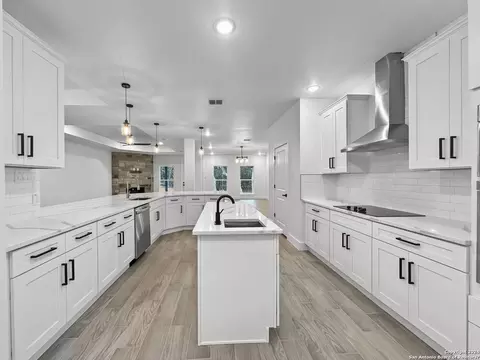 Kitchen - 111 S Jesse Stiff, Blanco, TX 78606 photo 1 of 2