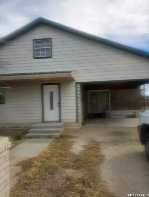 1304 N Young St, Fort Stockton, TX 79735