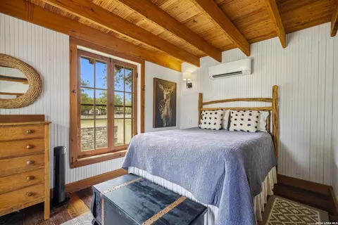 Bedroom - 809 Rivertree Rd, Leakey, TX 78873 photo 1 of 5