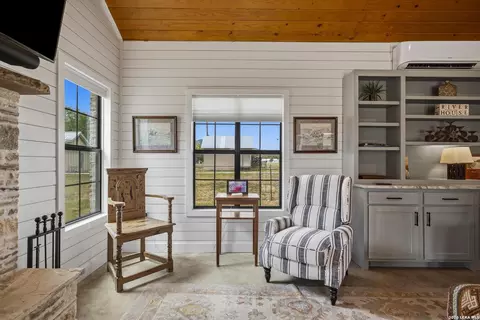 Living - 809 Rivertree Rd, Leakey, TX 78873 photo 7 of 8