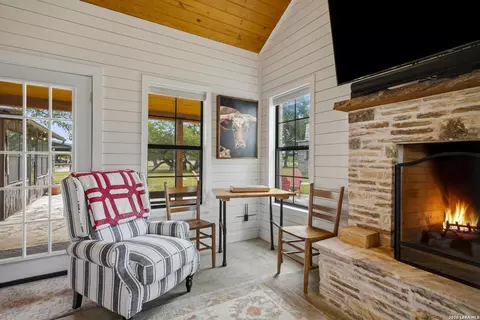Exterior - 809 Rivertree Rd, Leakey, TX 78873 photo 9 of 15