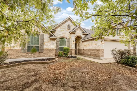 8815 Hideout Bnd, San Antonio, TX 78254