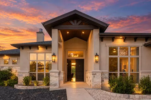 292 Canyon Glade, New Braunfels, TX 78132