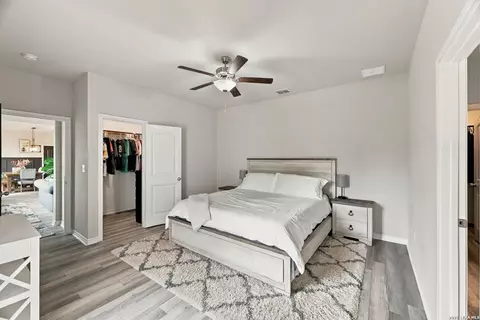 Bedroom - 351 Private Road 6623, Devine, TX 78016 photo 1 of 7