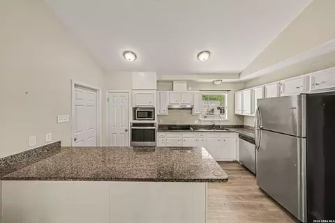 5002 Sierra Madre, San Antonio, TX 78233