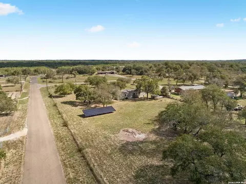 30 Terry Ln, Lytle, TX 78052 photo 42