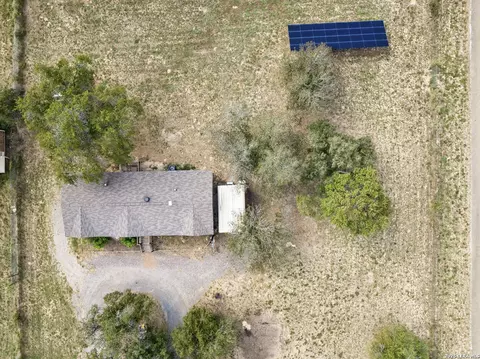 30 Terry Ln, Lytle, TX 78052 photo 45