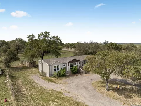 30 Terry Ln, Lytle, TX 78052 photo 41