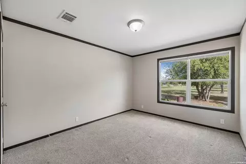 30 Terry Ln, Lytle, TX 78052 photo 16