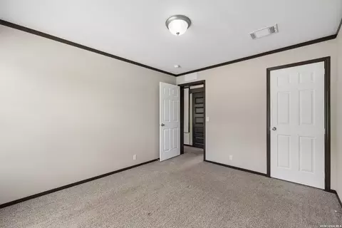 30 Terry Ln, Lytle, TX 78052 photo 17