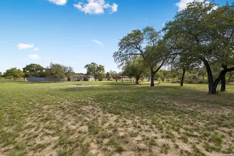 30 Terry Ln, Lytle, TX 78052 photo 35
