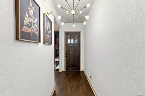 Entry Way - 108 Park Hts, Poth, TX 78147 photo 1 of 2