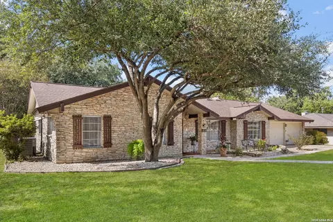 Exterior - 626 Sunhaven Dr, Windcrest, TX 78239 photo 3 of 8