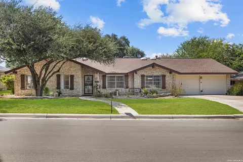 Exterior - 626 Sunhaven Dr, Windcrest, TX 78239 photo 2 of 8