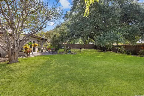 Exterior - 626 Sunhaven Dr, Windcrest, TX 78239 photo 7 of 8