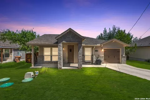 1101 Cedar Bnd, Canyon Lake, TX 78133