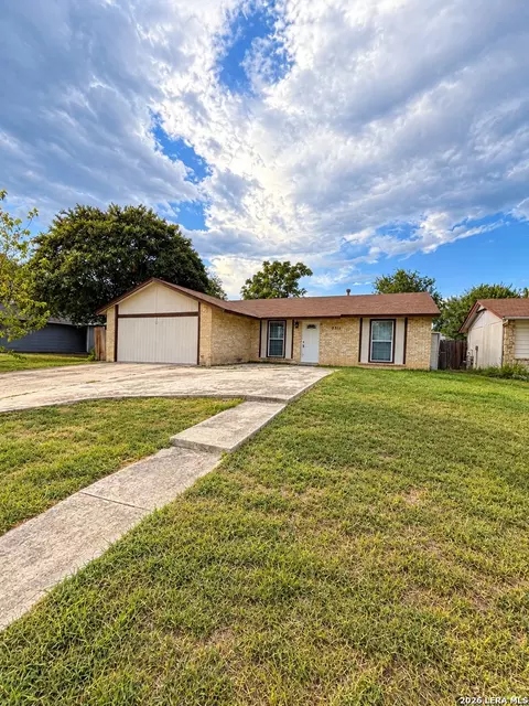9311 Cliff Point Dr, San Antonio, TX 78250
