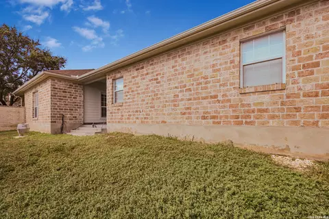 Exterior - 5903 Brook Fls, Windcrest, TX 78239 photo 4 of 4