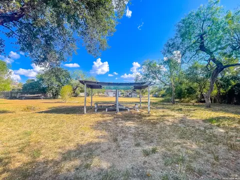 Other - 302 E Carter St, Beeville, TX 78102 photo 7 of 7