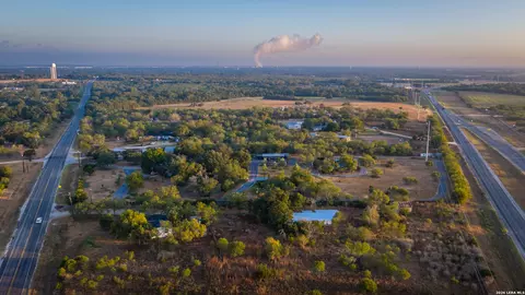 10235 S State Highway 123, Seguin, TX 78155