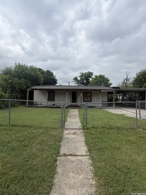 1210 W Gerald, San Antonio, TX 78211