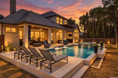 948 Woodland Oaks, New Braunfels, TX 78132