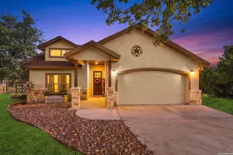 1773 Desiree St, Canyon Lake, TX 78133