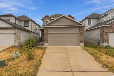 10562 Green Lake Dr, San Antonio, TX 78223