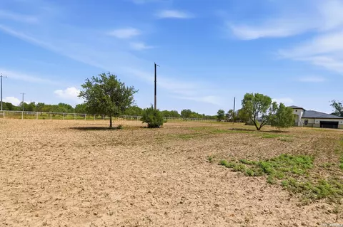Other - 14906 Somerset, Von Ormy, TX 78073 photo 17 of 19