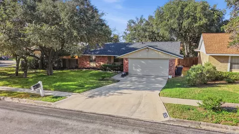 1526 Beconsfield St, San Antonio, TX 78216