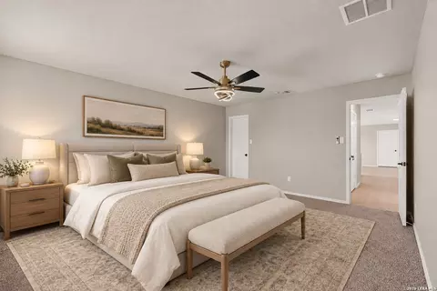 Bedroom - 6534 Level Flt, Converse, TX 78109 photo 4 of 11