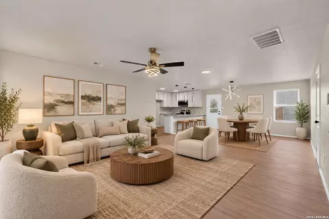 Living - 6534 Level Flt, Converse, TX 78109 photo 2 of 3