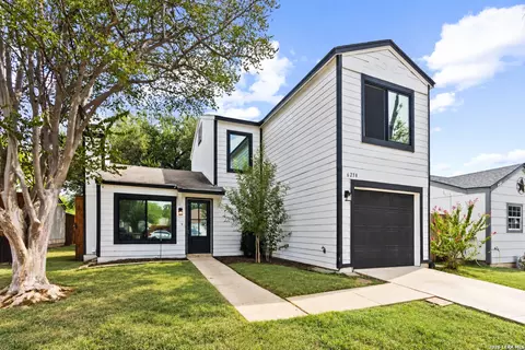 6238 Valley Pawn, San Antonio, TX 78250