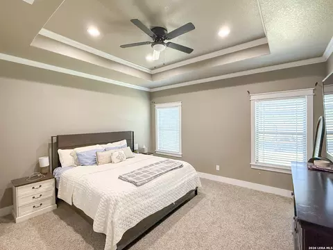 Bedroom - 300 Bluebonnet Ave, Devine, TX 78016 photo 1 of 2