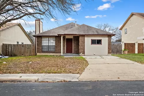 11414 Red Feather Ln, San Antonio, TX 78245