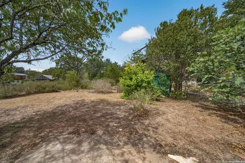 Exterior - 11 Main St, Blanco, TX 78606 photo 7 of 8