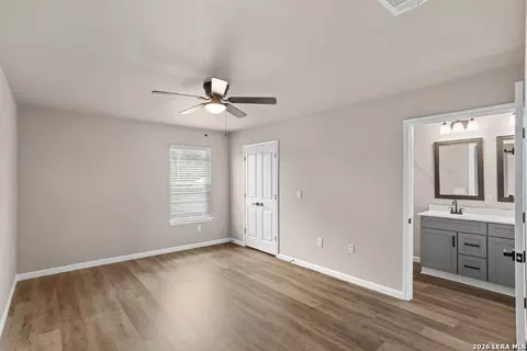 4711 Vaquero Crk, Von Ormy, TX 78073 photo 14