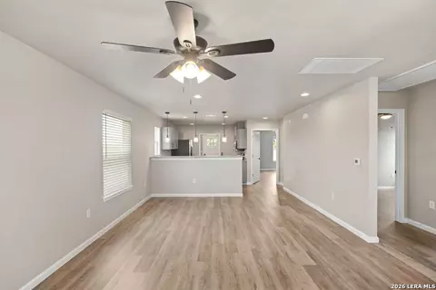4711 Vaquero Crk, Von Ormy, TX 78073 photo 6