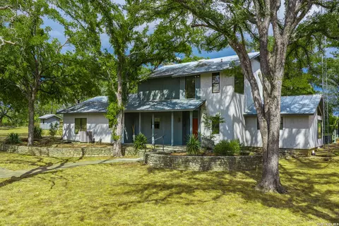 1946 N Ranch Road 1623, Stonewall, TX 78671