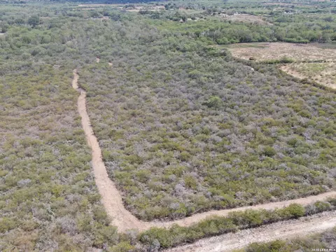 00 Fm 463, Devine, TX 78069 photo 21